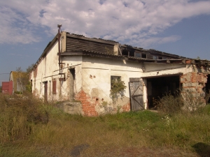 Obrázok - Pohľad na budovu skladu agrochemikálií. (171)